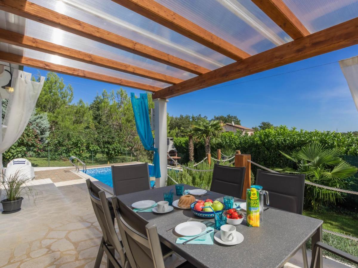 Holiday Home Villa Joy By Interhome Новиград Экстерьер фото